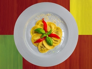 piatto, verde, rosso, bianco, basilico, giallo, cerchio, formaggio, colori, foglie, ravioli, cibo, pasta, tovaglia, peperone, ceramica