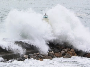 faro, mare, onde, scogli, mareggiata, onda, schiuma